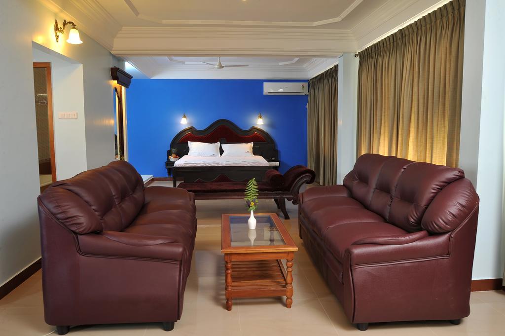 Indraprastha Beach Resort Варкала Екстериор снимка